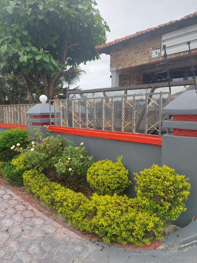 Nsuku Bed And Breakfast Thulamahashi Exterior foto